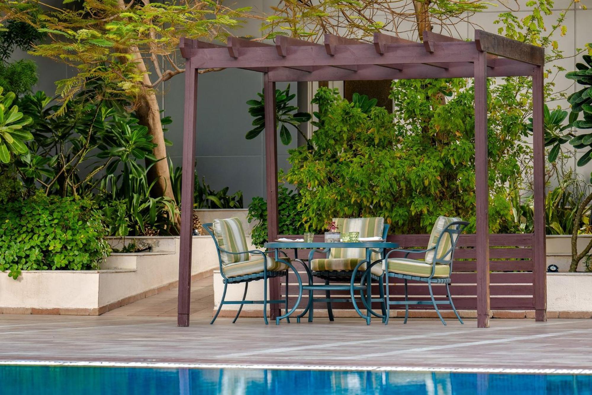 Carlton Al Moaibed Hotel Dammam Eksteriør bilde Pergola