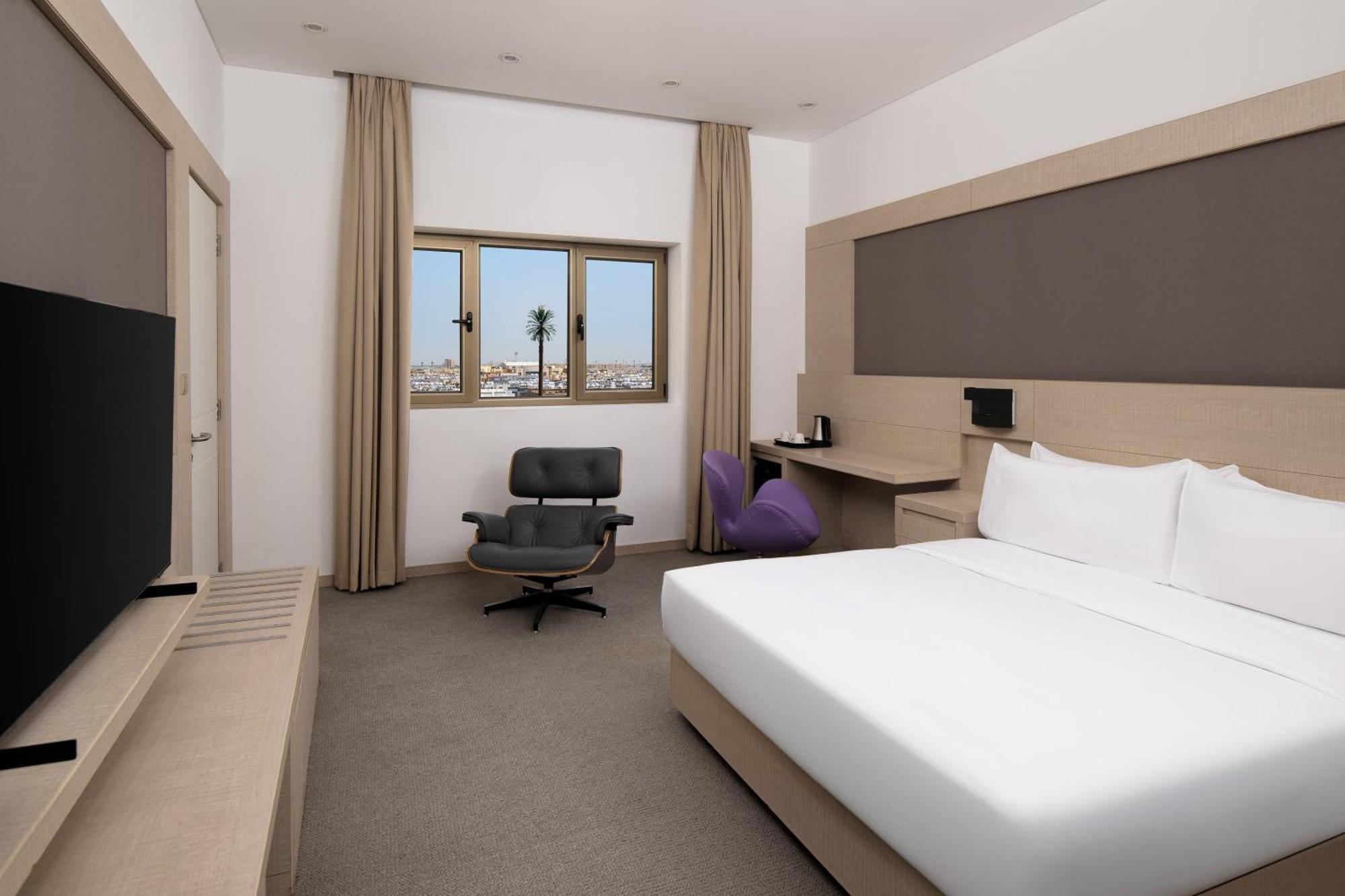 Carlton Al Moaibed Hotel Dammam Eksteriør bilde A room at the hotel