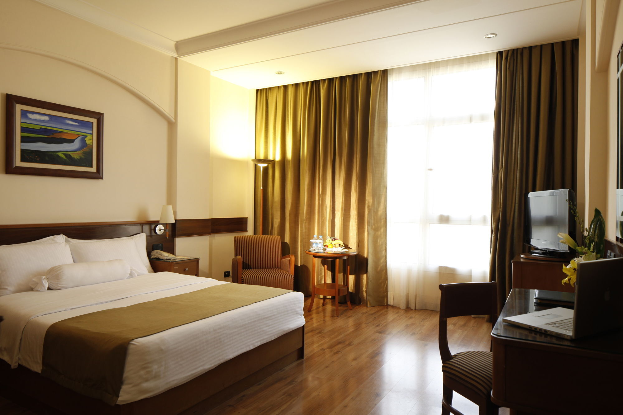 Carlton Al Moaibed Hotel Dammam Eksteriør bilde A room at the hotel